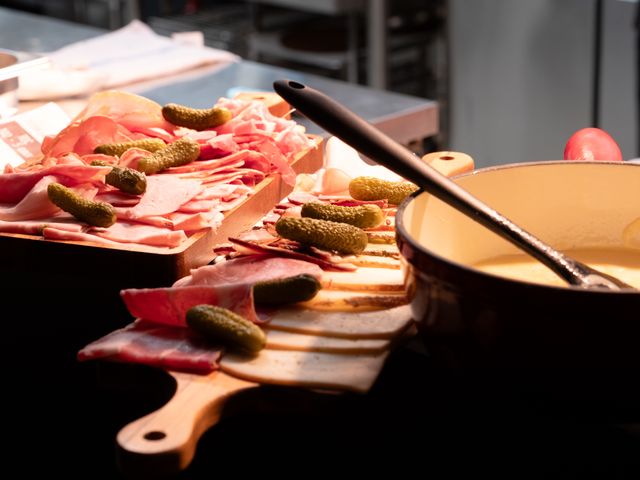 Au Chalet Des Amis Repas convivial à Fougères